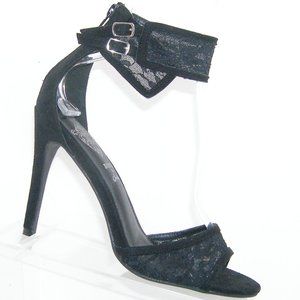 Design by Jacobies Helena-18 black lace heels 8.5